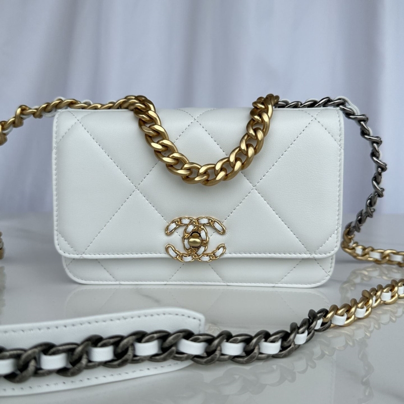 Ch*el 19 bags